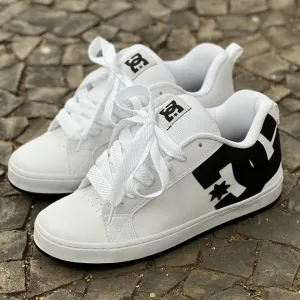 TENIS DC NEW COURT GRAFFIK SD WBK